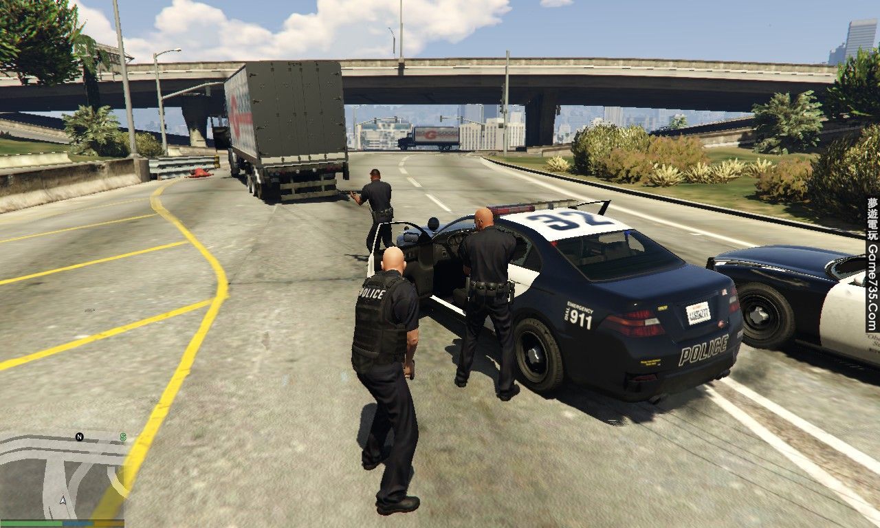 警察追搶匪0 1版測試 讓gta5變成警察抓強盜遊戲 俠盜獵車手5 Gta5 作弊 夢遊電玩論壇 Game735 Com